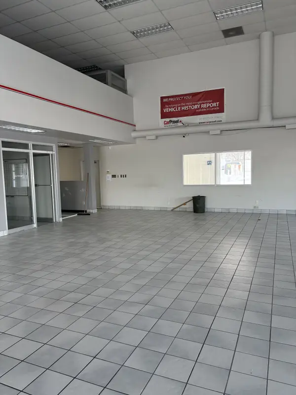 Brampton, ON L6T 4W6,8046 Dixie RD