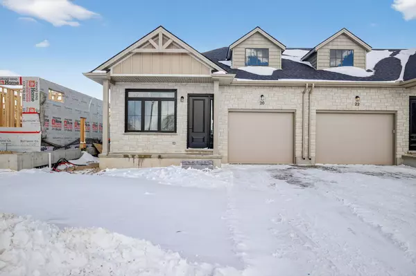 28 Dearing DR, South Huron, ON N0M 1T0