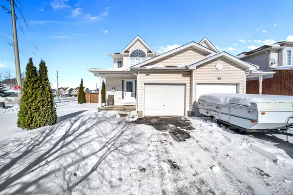 25 Breesegarden LN, Guelph, ON N1E 7H1