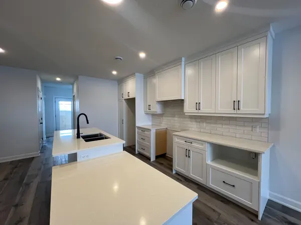 Wellington North, ON N0G 2L2,440 Wellington ST #25