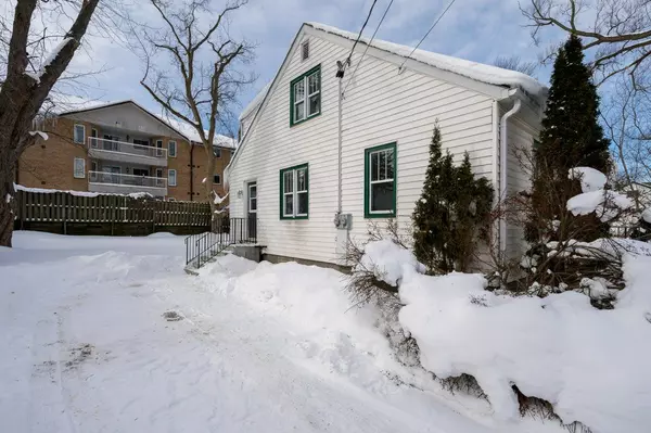 Prince Edward County, ON K0K 2T0,31-33 Washburn ST