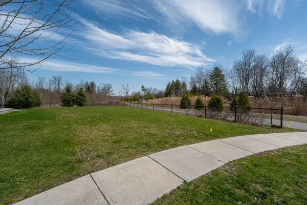 418 Raymond ST, Peterborough, ON K9H 0G9