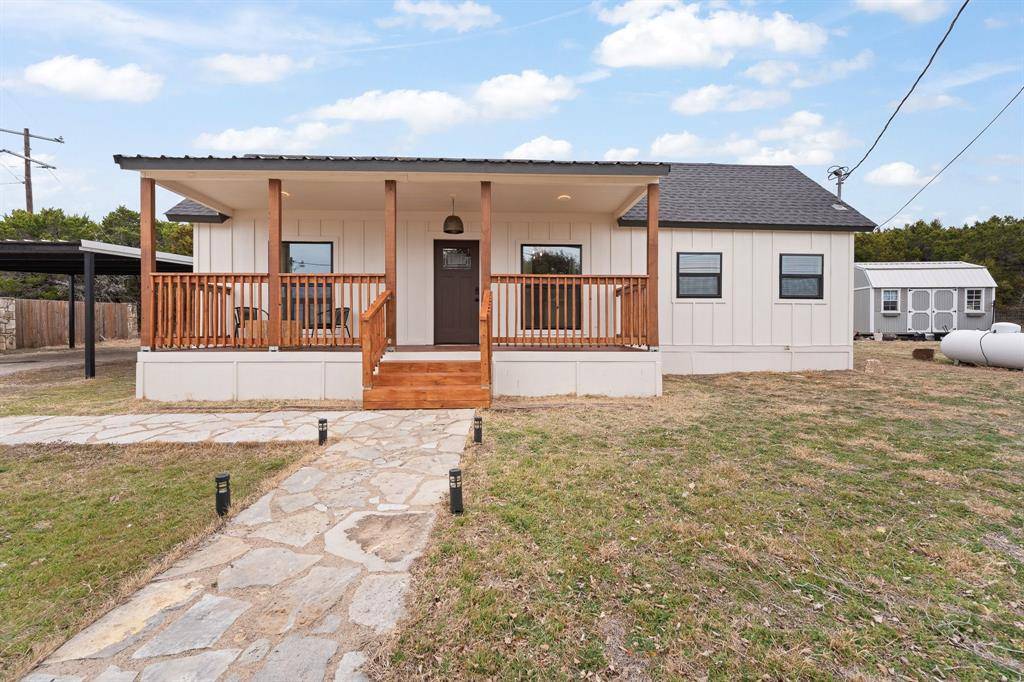 708 Litigation Street, Glen Rose, TX 76043