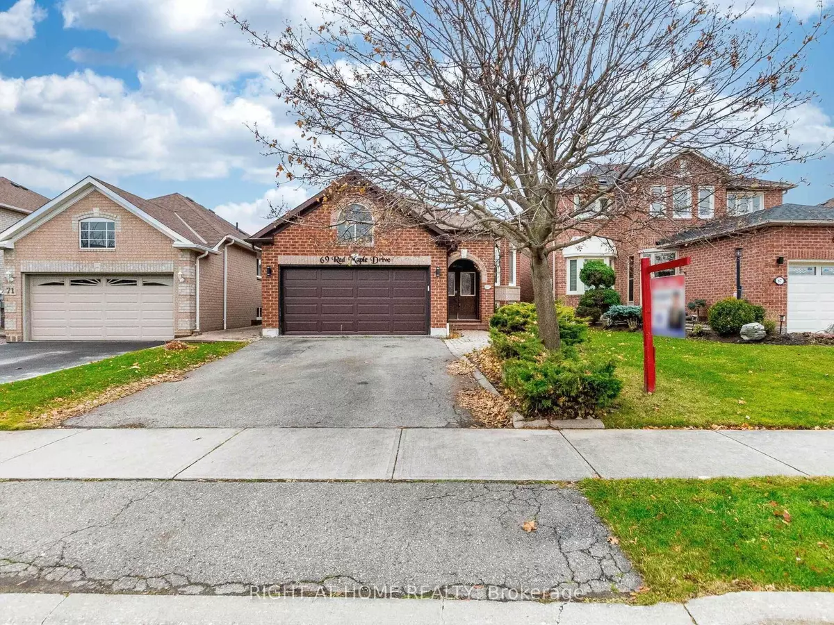 Brampton, ON L6X 4M1,69 Red Maple DR