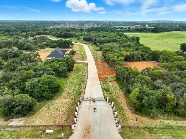 Burleson, TX 76028,1625 Private Access 60200