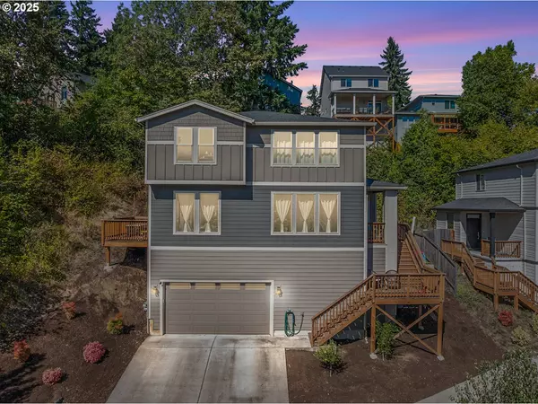 4613 NE 12TH CT, Vancouver, WA 98663