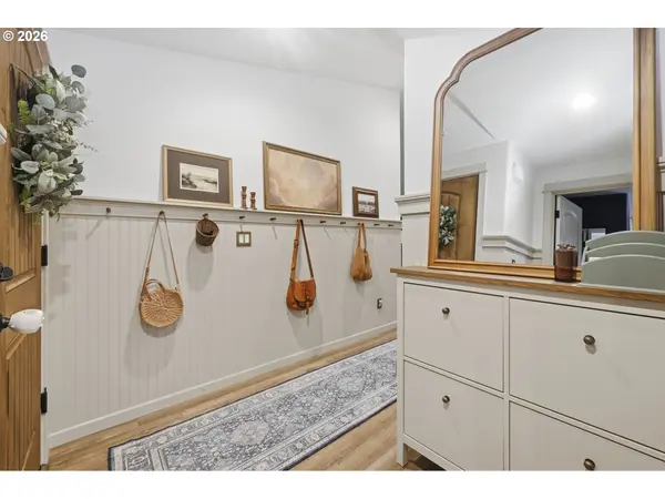 332 OWENS WAY, Creswell, OR 97426