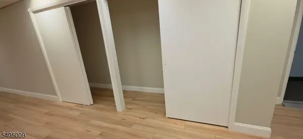 16 W Elizabeth Ave, Linden City, NJ 07036