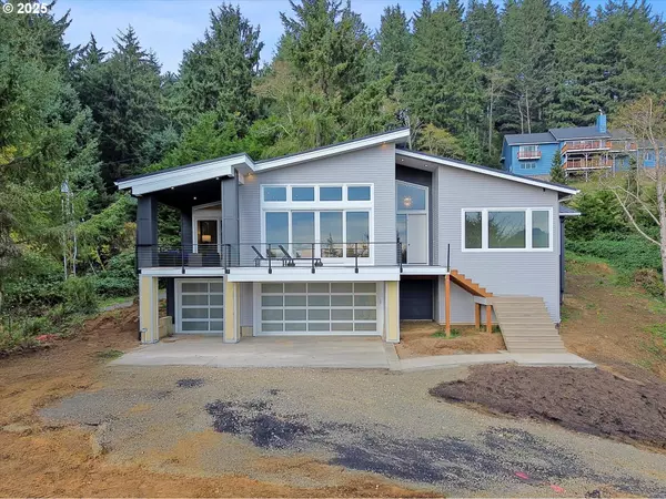 Cannon Beach, OR 97110,780 MONICA CT