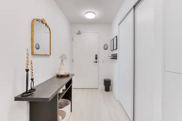 Mississauga, ON L5B 0M4,3883 Quartz RD SW #5506