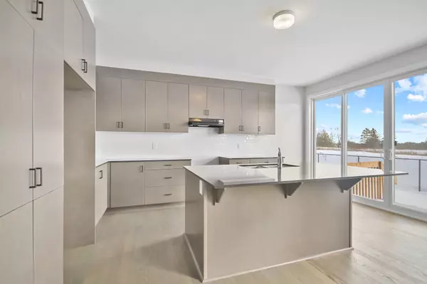 Barrhaven, ON K2J 7E6,655 Fenwick WAY