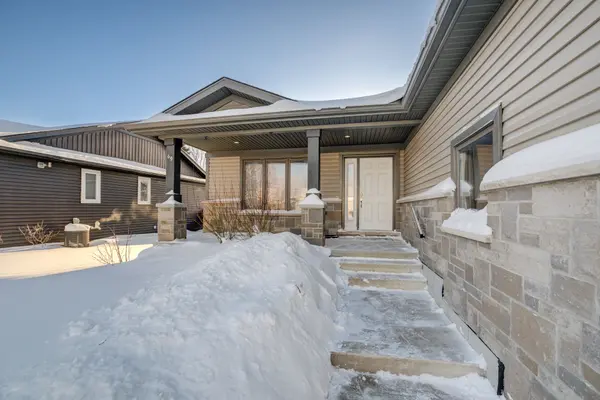 Minto, ON N0G 1Z0,69 William ST W