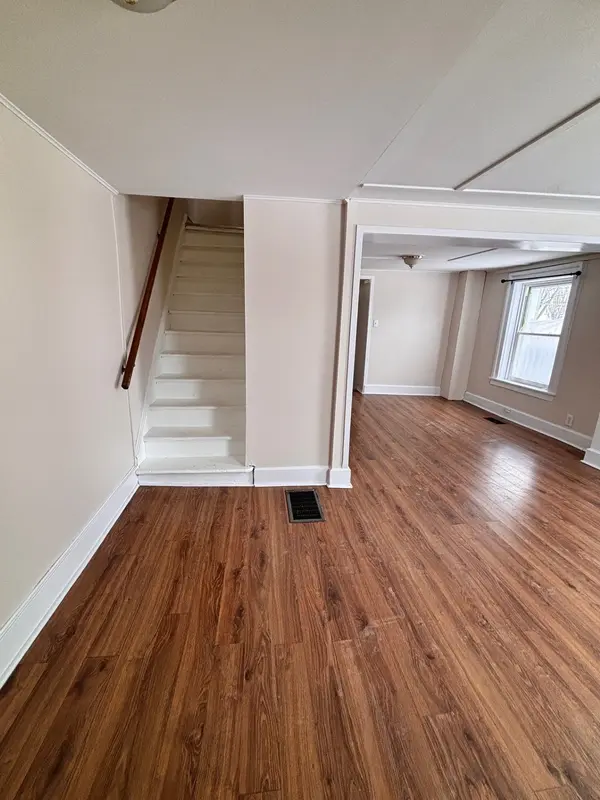 Brockville, ON K6V 4Z7,7 Kincaid ST