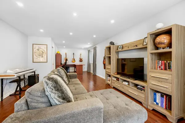 Brockville, ON K6V 6Y3,114 Margaret PL