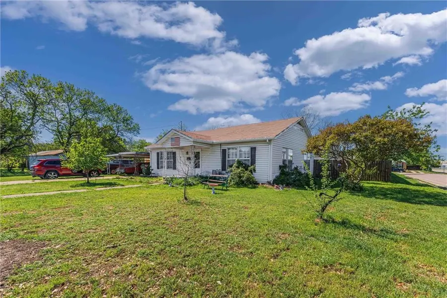 3840 Parrish Street, Bellmead, TX 76705