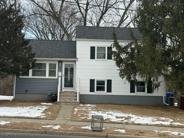 706 Cedarbrook Ave,  South Plainfield Boro,  NJ 07080