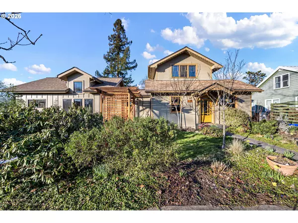 Springfield, OR 97477,916 G ST