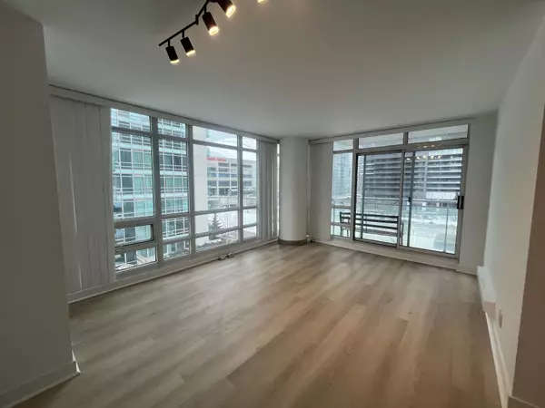 Toronto C01, ON M5V 3S1,397 Front ST W #710