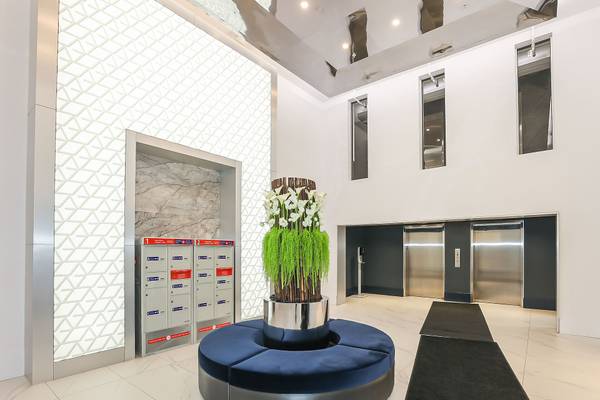 16 Concord PL #431, Grimsby, ON L3M 0J1