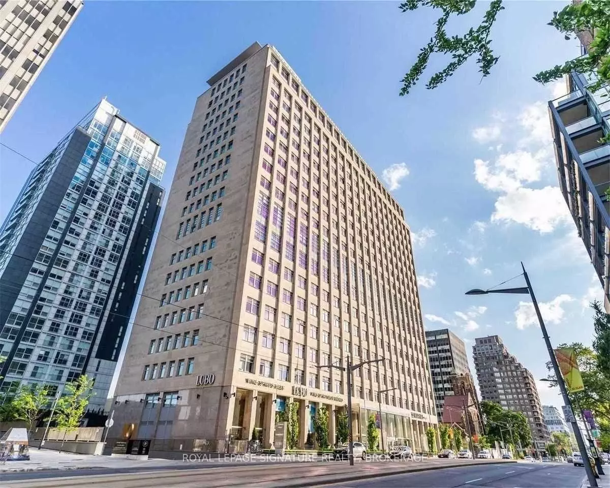 Toronto C02, ON M4V 1N5,111 St Clair AVE W #422