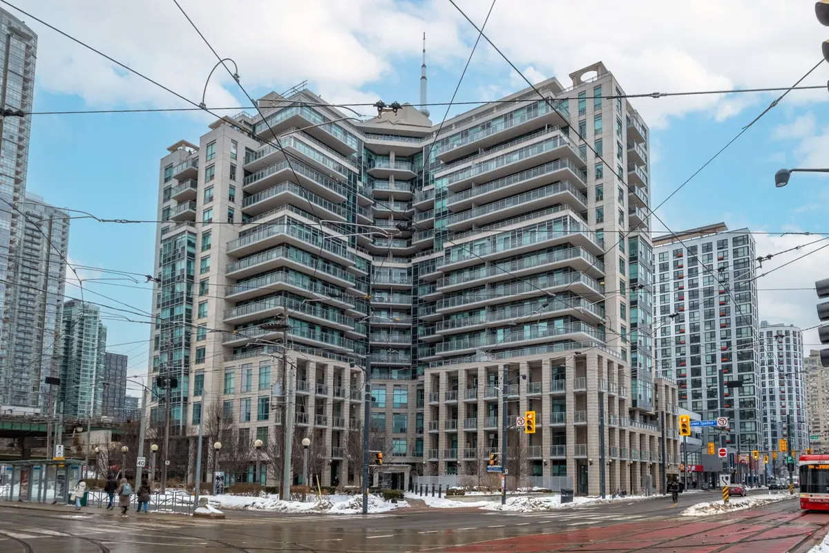 410 Queens Quay W #714, Toronto C01, ON M5V 3T1