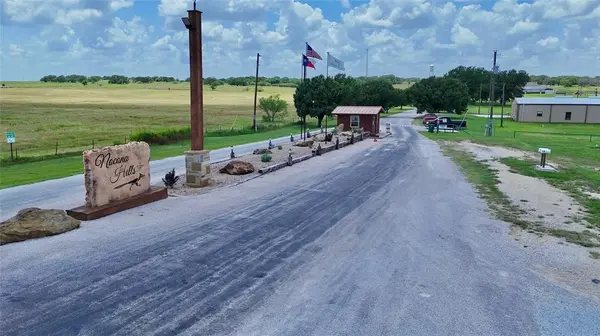 107 W Huron Circle, Nocona, TX 76255