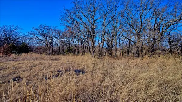 107 W Huron Circle, Nocona, TX 76255