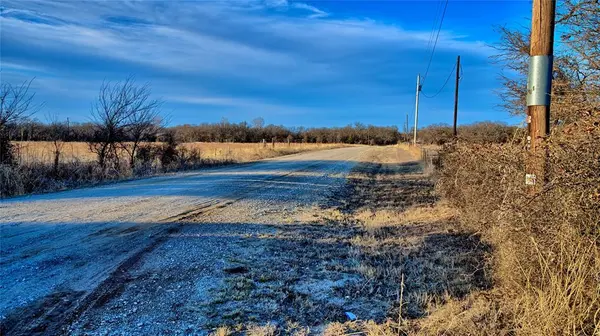 107 W Huron Circle, Nocona, TX 76255