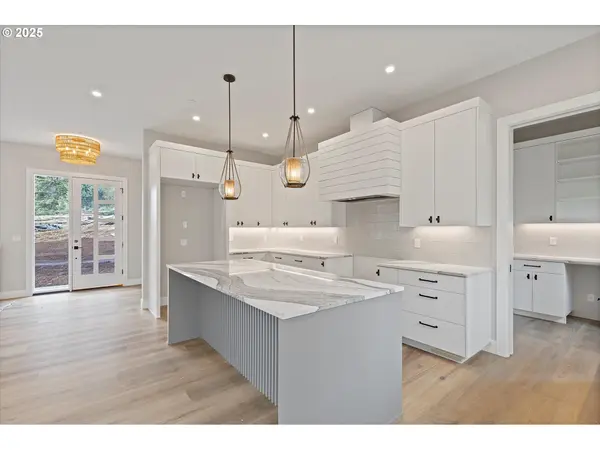 Cannon Beach, OR 97110,740 MONICA CT