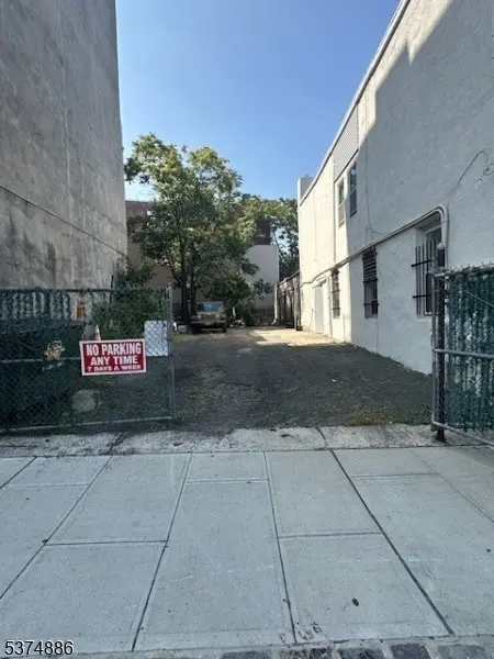 2407 Central Ave, Union City, NJ 07087