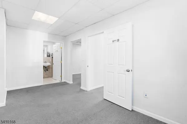 23 Paterson Ham Burg Tpk, Riverdale Boro, NJ 07457