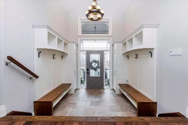 Innisfil, ON L9S 2Y8,3500 Crescent Harbour RD