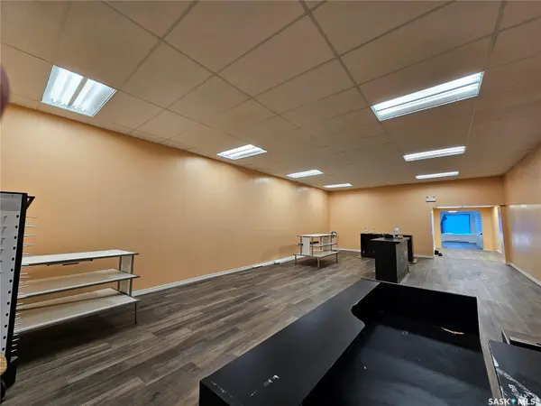 1086 102nd STREET, North Battleford, SK S9A 1E6