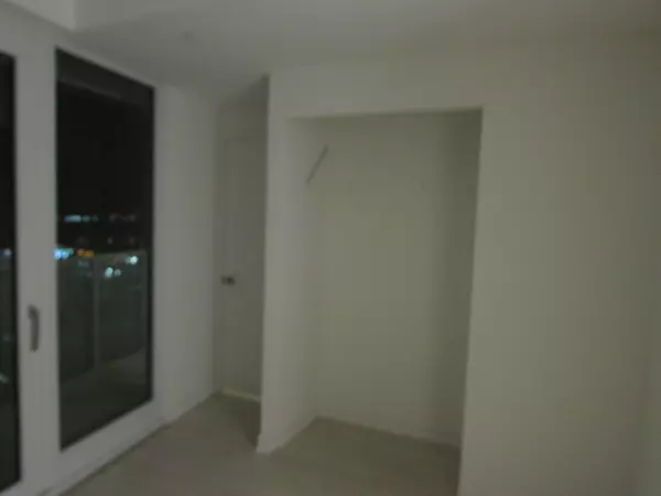 Mississauga, ON L5B 0M4,3883 Quartz RD #5209