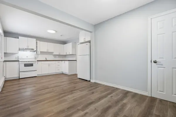 Aylmer, ON N5H 1P8,104 South ST E #Unit A