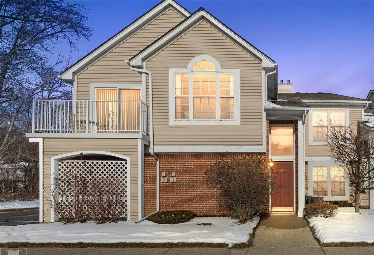 5367 Pine Aires DR, Sterling Heights, MI 48314