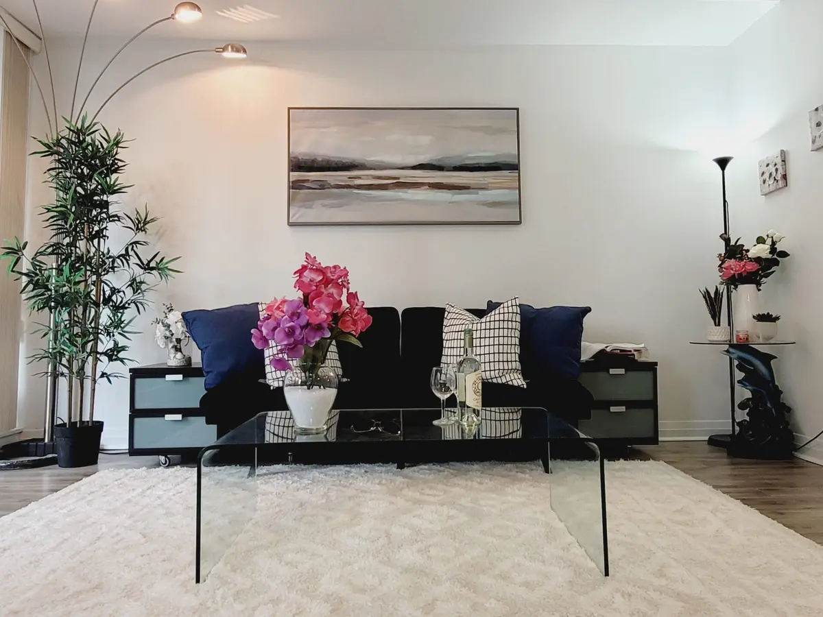 220 Victoria ST #1305, Toronto C08, ON M5B 2R6