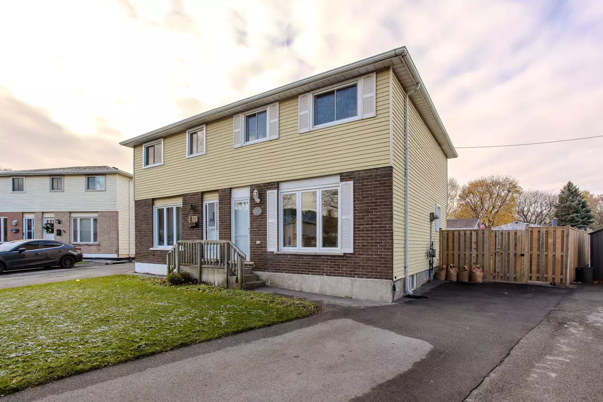 Hamilton, ON L9C 6K4,30 Graywood RD