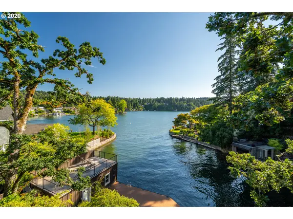 910 NORTHSHORE RD, Lake Oswego, OR 97034
