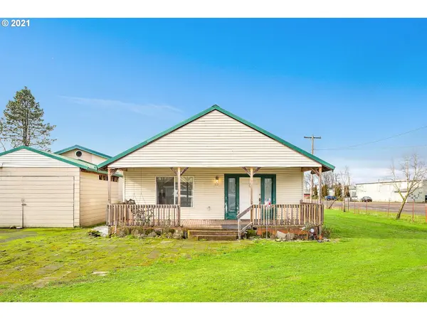 110 LEROY ST, Molalla, OR 97038