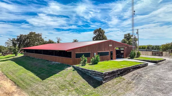 Whitesboro, TX 76273,9739 E US Highway 82