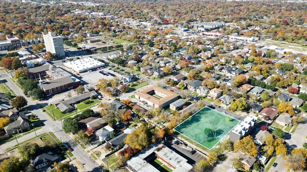 Dallas, TX 75208,710 & 716 W 9th Street