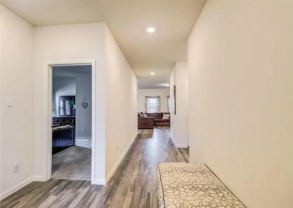 905 Avagail Avenue, Springtown, TX 76082