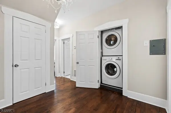 33-35 Mapes Ave, Newark City, NJ 07112