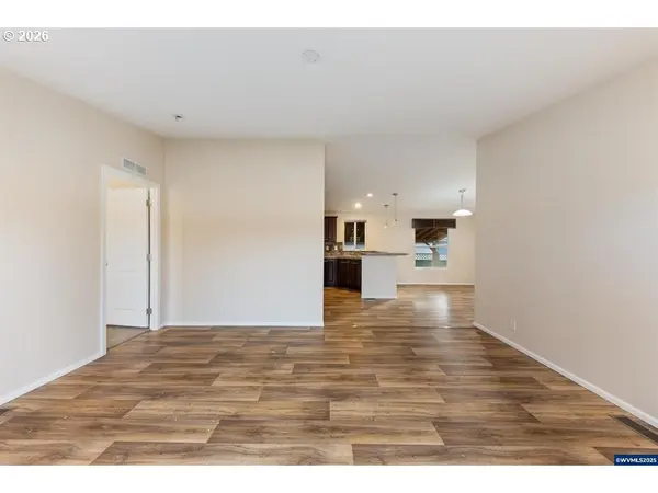 151 EDWARDS RD, Monmouth, OR 97361