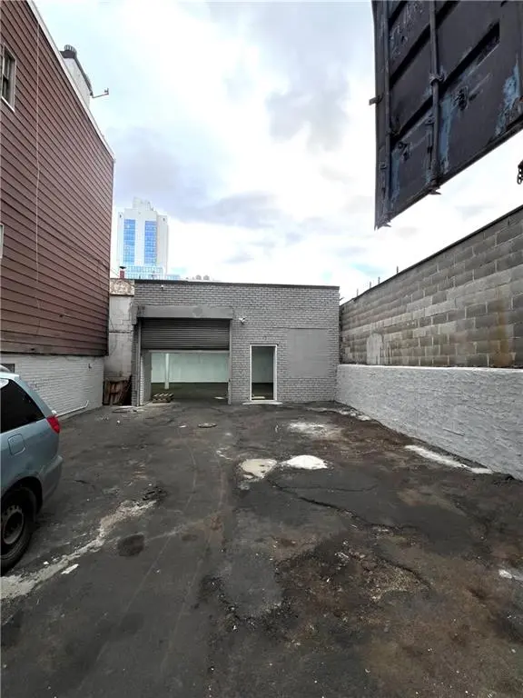 38-59 9th ST, Long Island City, NY 11101