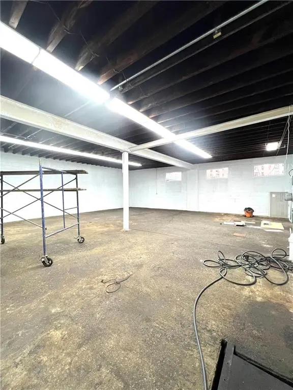 38-59 9th ST, Long Island City, NY 11101