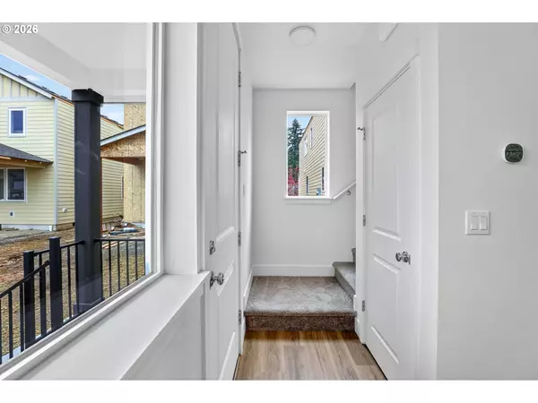 Vancouver, WA 98661,6212 NE 43RD ST