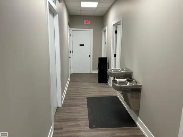 64007 Van Dyke RD, Washington Twp, MI 48095