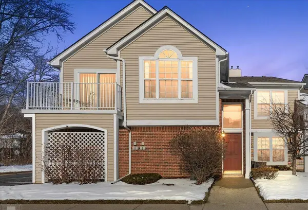 5367 Pine Aires DR, Sterling Heights, MI 48314